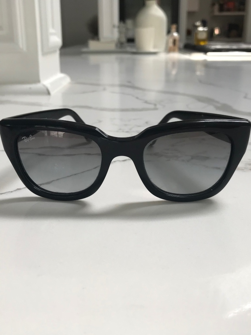 Ray-Ban Black Sunglasses Style RB4178 601/BG 3N